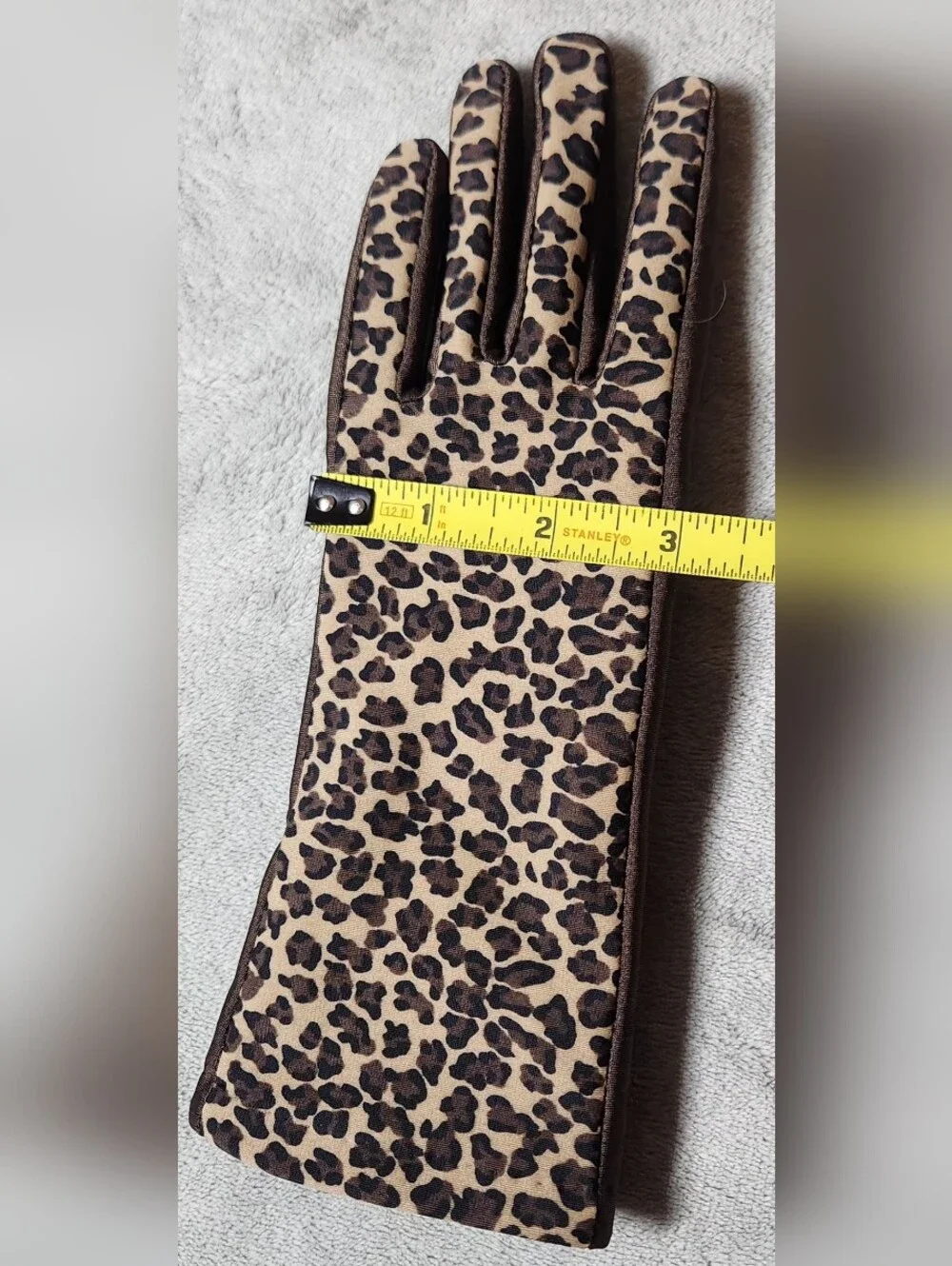 Women's Leaopard Print Brown Faux Suede & Lycra Trim Gloves One Size